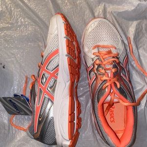 Asics Size 7.5 Gel Contend Running Shoes